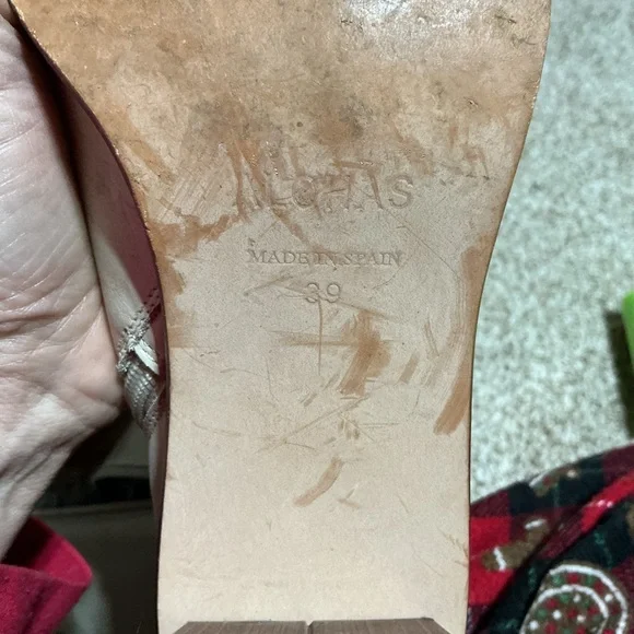 ALOHAS Cream Heeled Boots - Picture 7 of 10